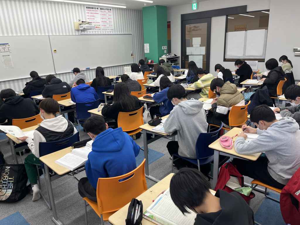 大分県高校入試
第一志望校合格へ！
「大勉強会」開催
